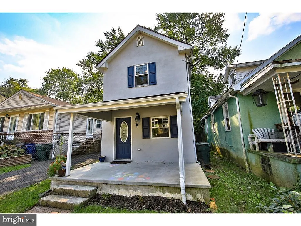 1529 Robinson Ave photo 1