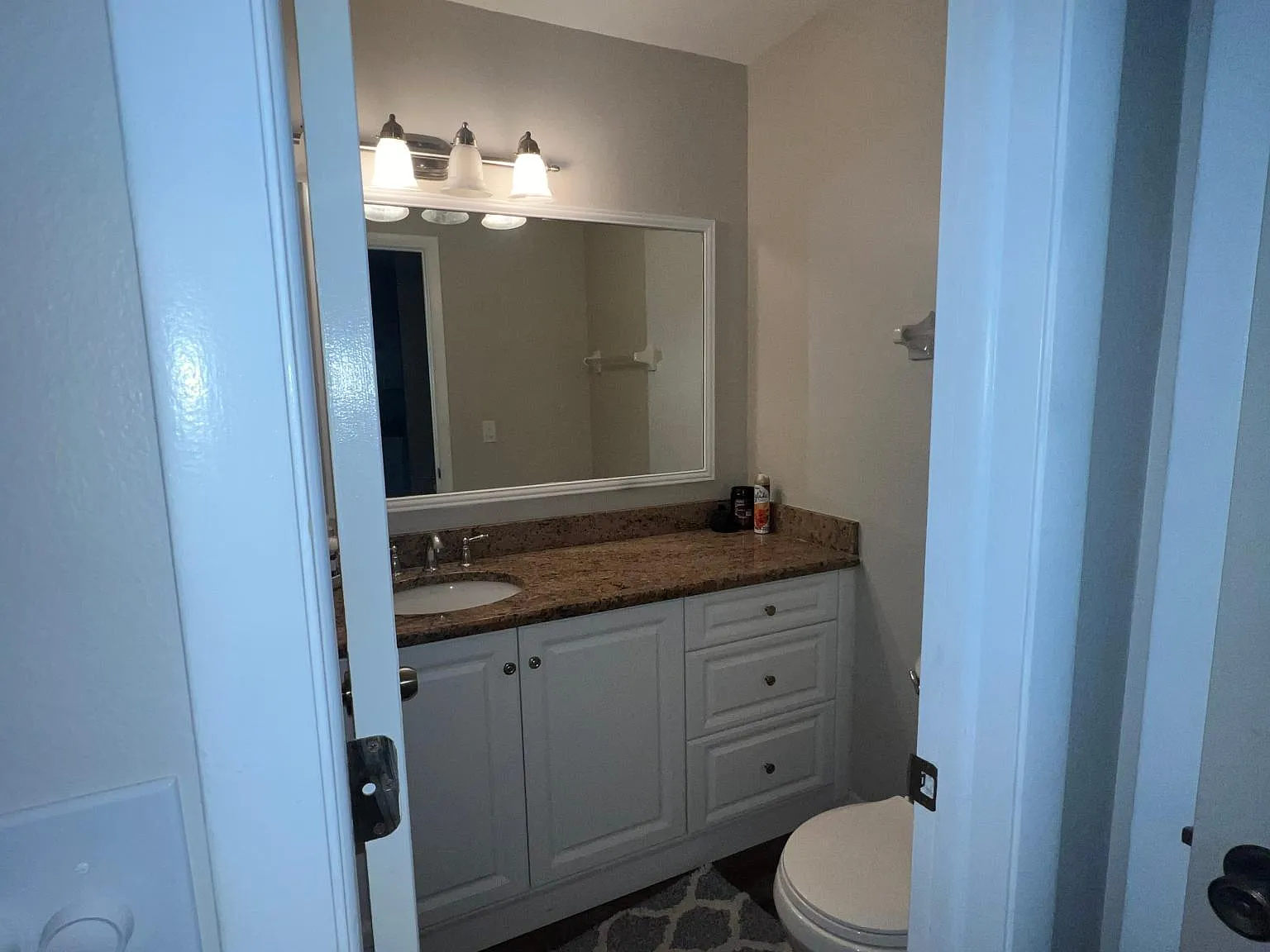 2 bed, 1119 sqft, $2,000 — Photo 2