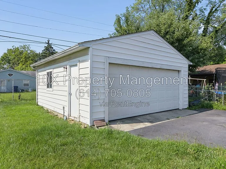 4493 Saint Ann Ln — Photo 26