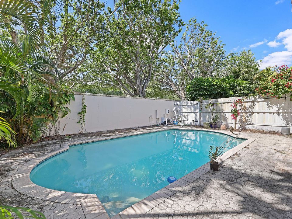 1st image of 2502 NW 66th Drive