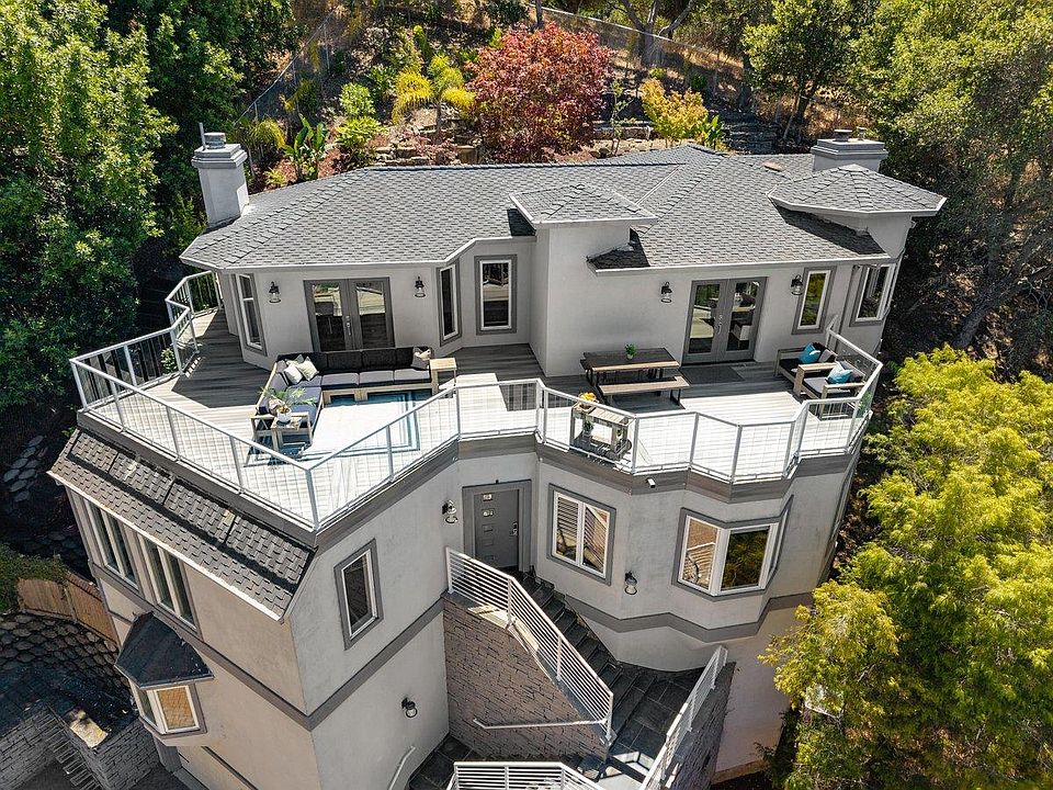 1st image of 3208 Longfellow Dr