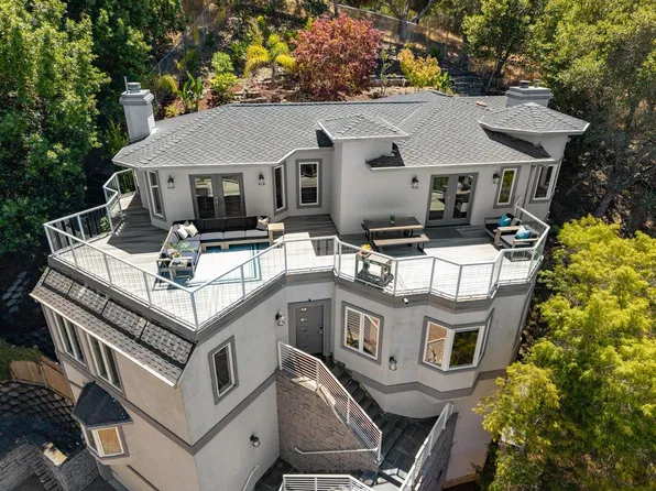 3208 Longfellow Dr, Belmont, CA 94002