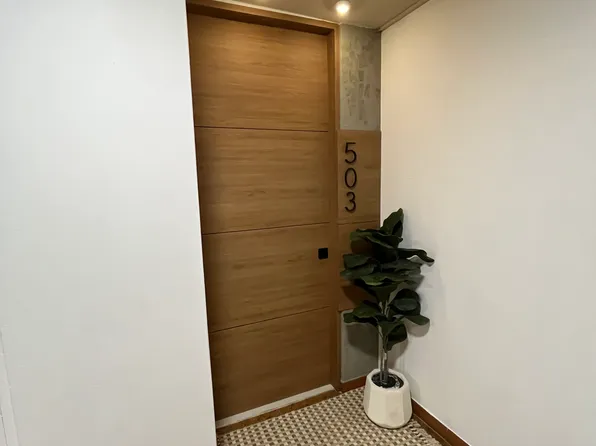 76 Calle Kings Ct, San Juan, PR