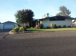 105 SW Regent Ave, Wilbur, WA 99185