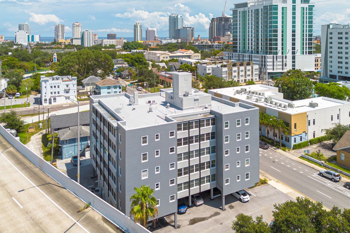 next background image