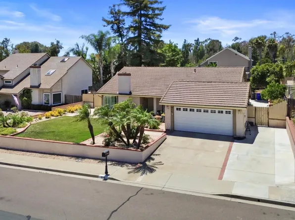 916 Carriage Dr, San Marcos, CA 92069