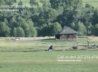 753 Pitchfork Hwy, Meeteetse, WY 82433