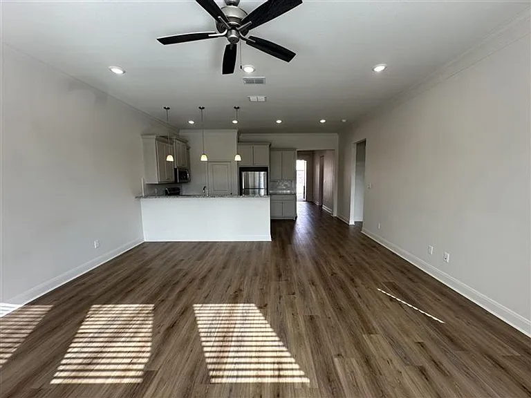 8406 Cambridge Rd — Photo 17