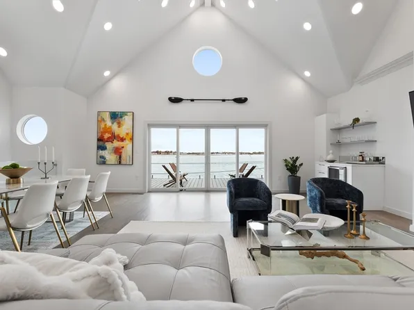 141 Wessagussett Rd, Weymouth, MA 02191