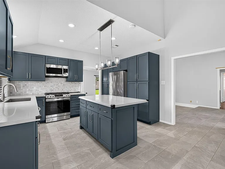 758 Rolling Mill Dr — Photo 18