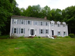 44 Campbell Rd, Bedford, NH 03110