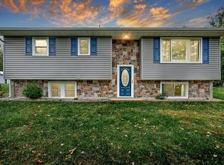 416 Roseglen Rd, Duncannon, PA 17020