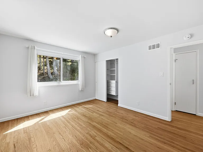 4252 Callan Blvd — Photo 28
