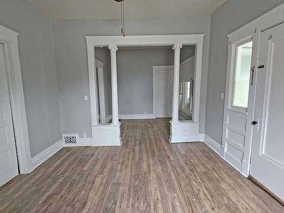3rd image of 1501 Mahoning Ave #1501