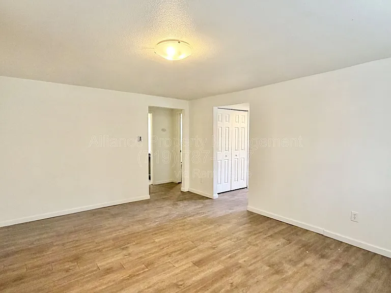 17 N Meade Ave #2 — Photo 4