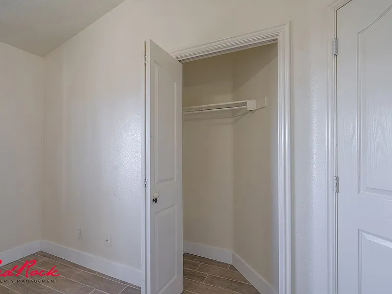 441 E Sunland Dr #6 — Photo 38