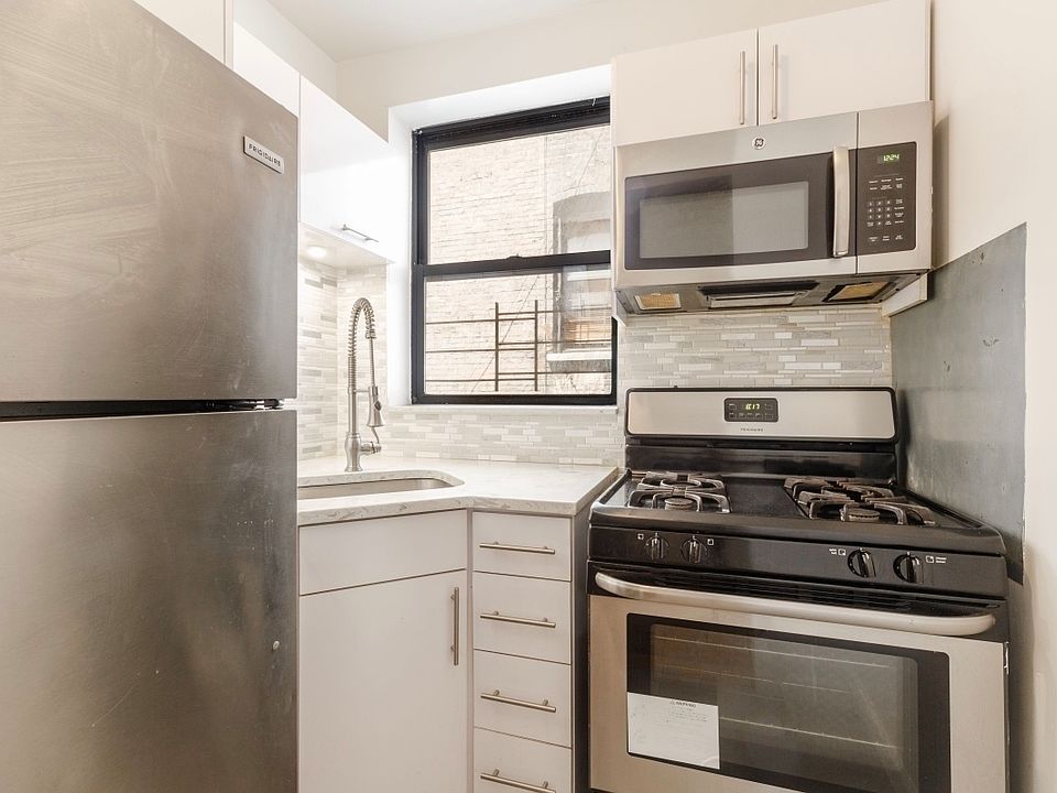 1st image of 506 W 178th St #A3