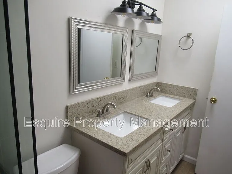 5510 Driftwood St #5 — Photo 8