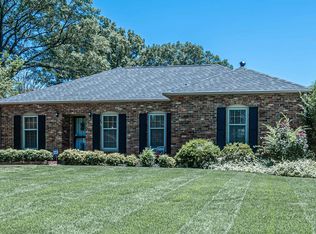 1568 Dorset Dr, Memphis, TN 38117