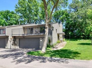 4406 Arden View Ct, Arden Hills, MN 55112