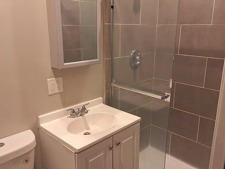 4733 S Prairie Ave #1 — Photo 4