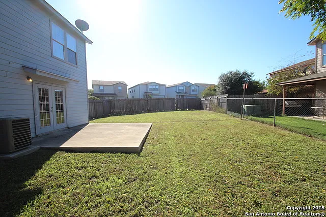 9715 Amber Ledge — Photo 40