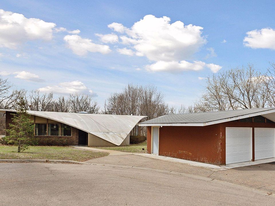 5038 Dominick Spur, MN 55343 MLS 6367793 Zillow