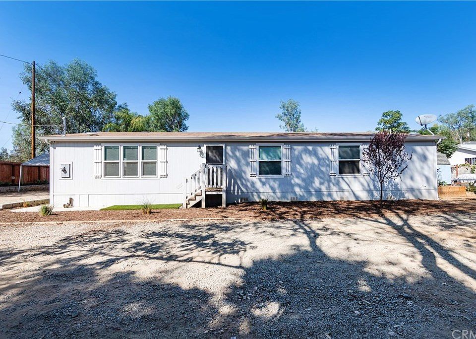 1st image of 18372 Eucalyptus Ave