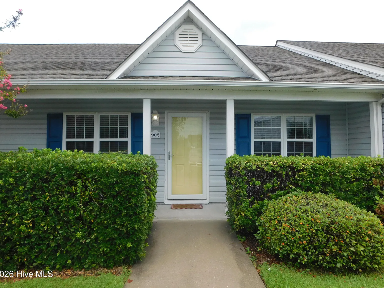 2 bed, 2.0 bath, $2,000 — Photo 1