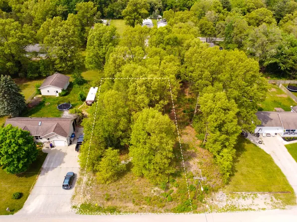 Richmond Ave, Muskegon, MI 49442