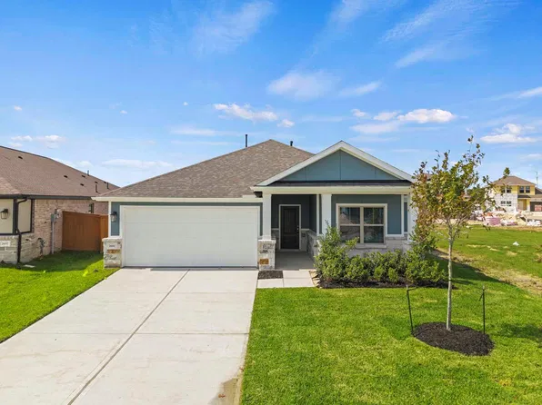 2661 Lake Bryan Dr, Dayton, TX 77535