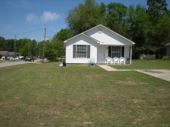 Front View with Yard
