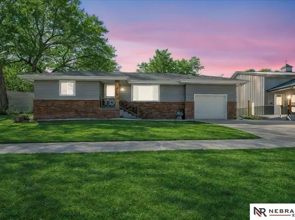 513 Main St, Louisville, NE 68037