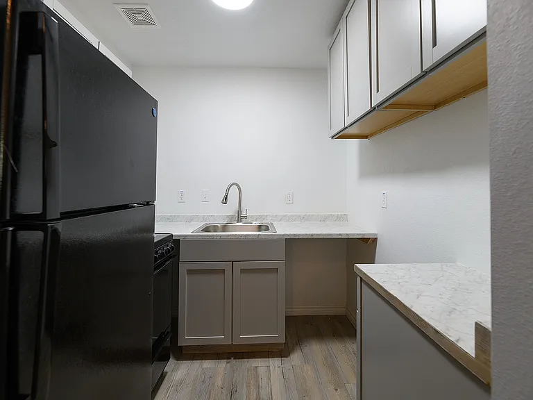 Ashford Odessa Square Kitchen