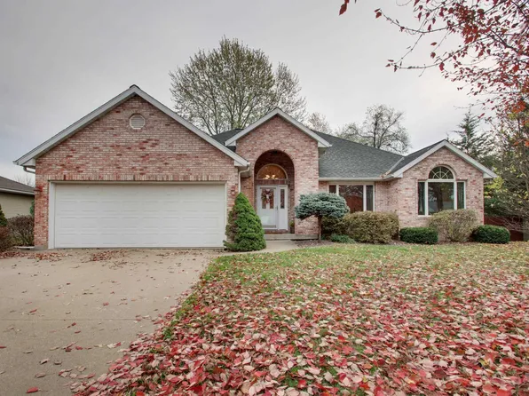 2814 W Oakbrook Ct, Quincy, IL 62305