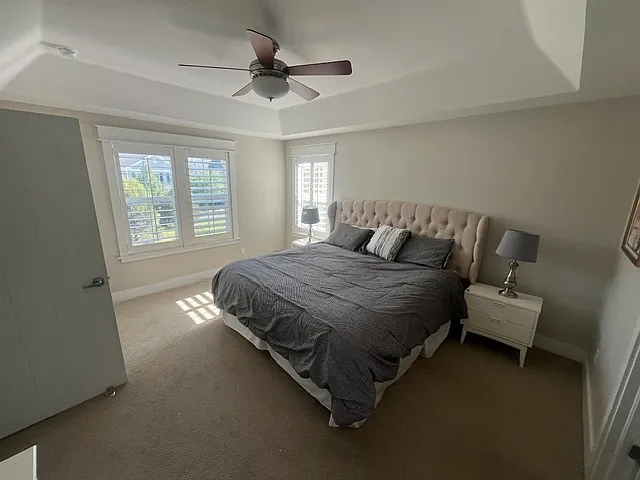 Master Bedroom, King Bed