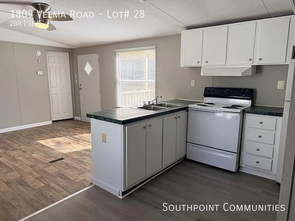 2 bed, 728 sqft, $875 — Photo 4