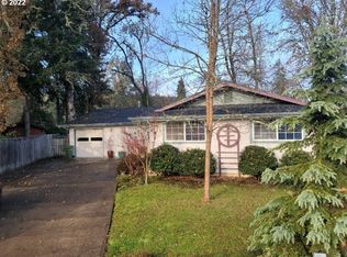 1680 Anthony Ct, Cottage Grove, OR 97424