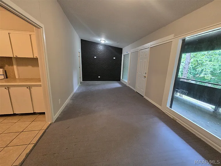 3735 Wesley Dr — Photo 4