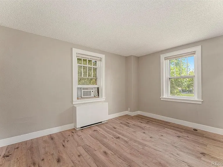 2101 S Josephine St #105 — Photo 5