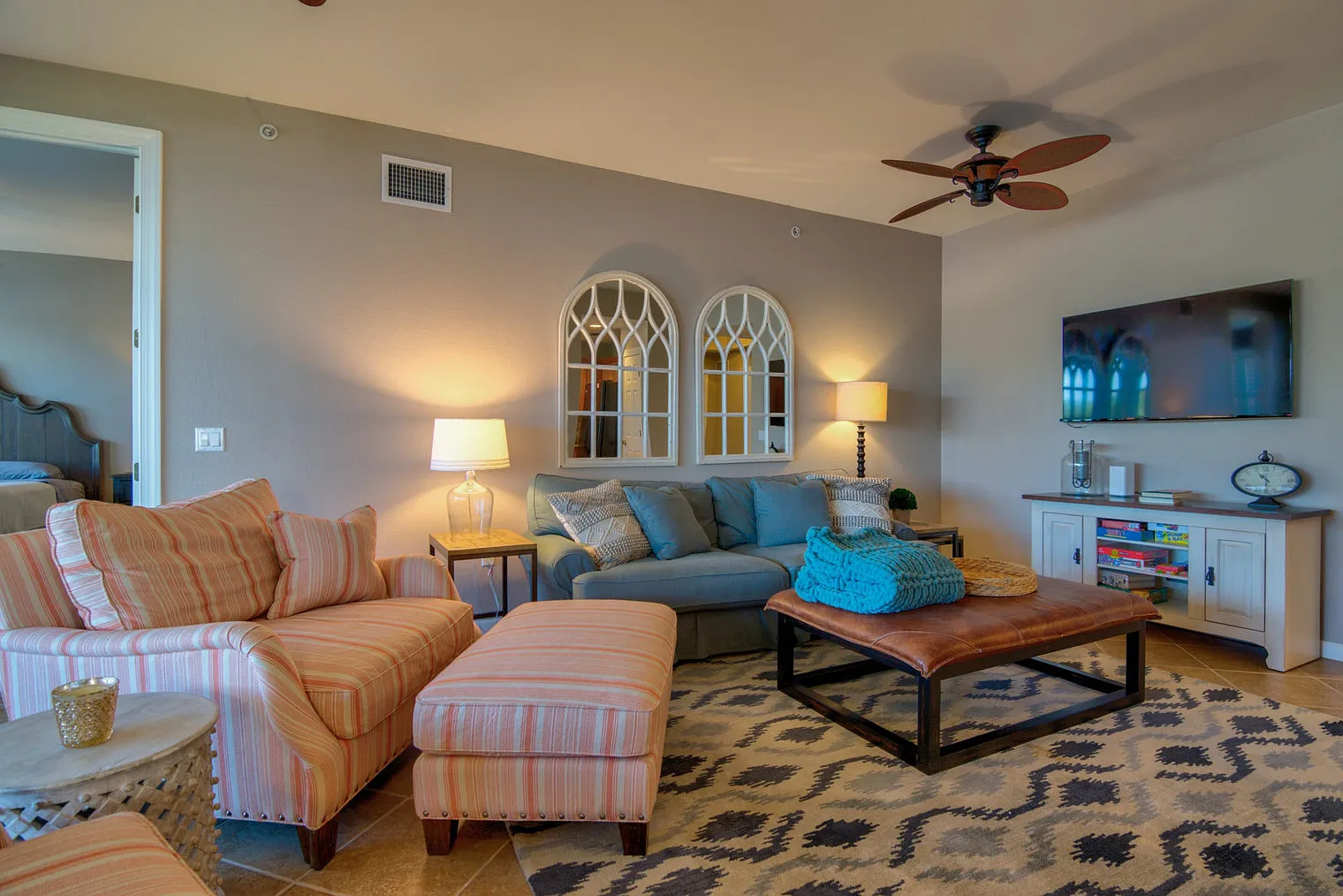3 bed, 2.0 bath, 1646 sqft, $5,490 — Photo 2
