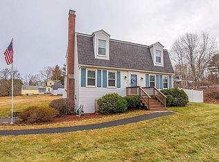 30 Station St, Upton, MA 01568