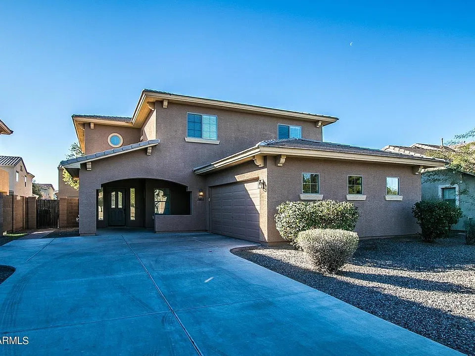 983 E Narrowleaf Ct