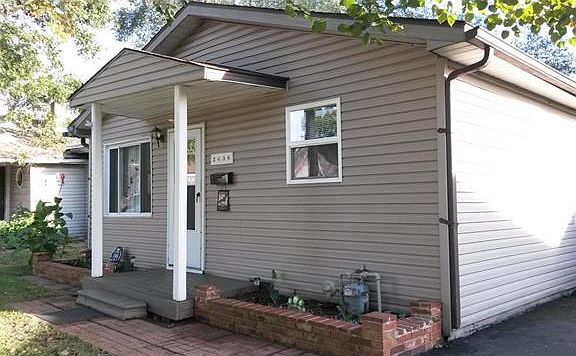 2nd image of 2638 Lincoln Ave