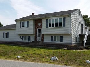 10 Colonial Rd, Plainfield, CT 06374