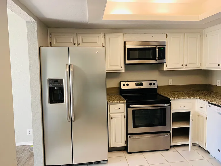 3720 Summer Cloud Dr — Photo 2