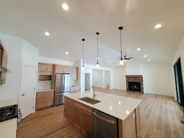 105 Diamond Ln, Lewistown, MT 59457