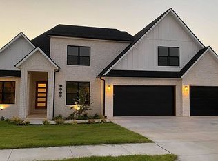 1220 Elizabeth Loop, Centerton, AR 72719