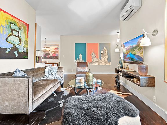 5th image of 411 W 44th St #32/33
