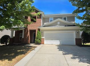 11016 Kinnairds St, Charlotte, NC 28278